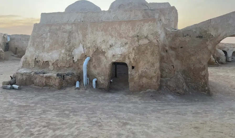 Filmowe budynki w Mos Espa – Tunezja Star Wars, autentyczna scenografia planety Tatooine z Gwiezdnych Wojen
